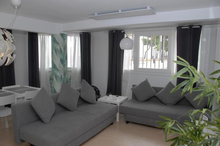 Apartamento A Primera Linea De Mar En Platja D'Aro Bagian luar foto