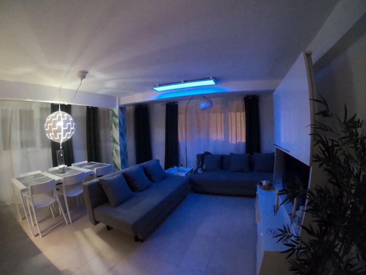 Apartamento A Primera Linea De Mar En Platja D'Aro Bagian luar foto